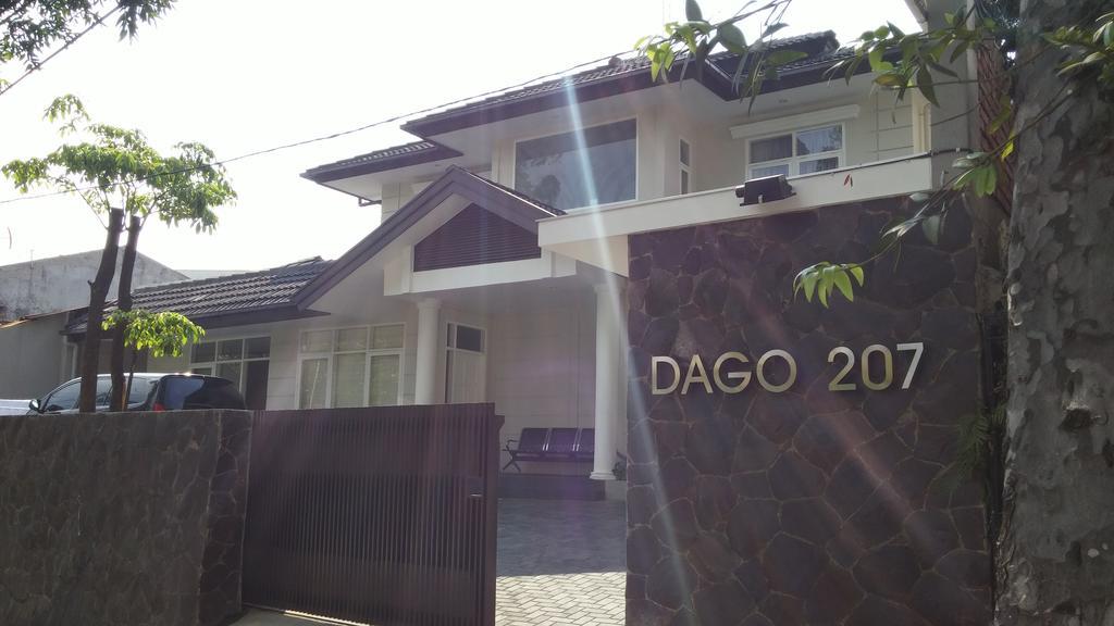 Hotel Dago 207 Bandung Exterior foto